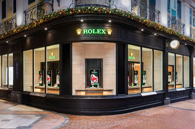 Mappin & Webb Birmingham New Street showroom storefront